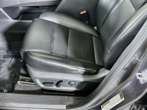 Used 2023 Nissan Rogue SV w/ SV Premium Package AWD/4WD image 24