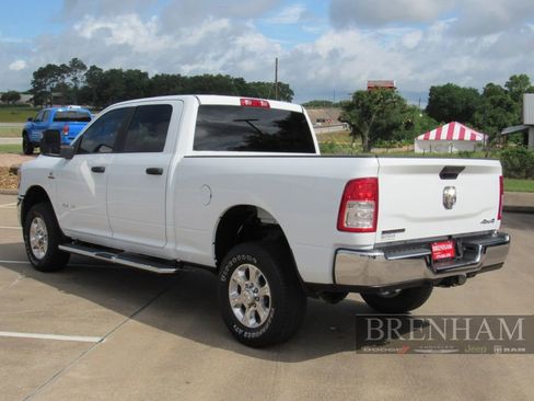 Used 2024 RAM 2500 Big Horn w/ Off Road Package AWD/4WD image 3