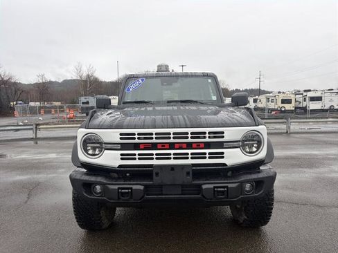 Certified 2024 Ford Bronco Heritage Edition image 2
