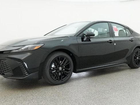 New 2026 Toyota Camry SE FWD image 20