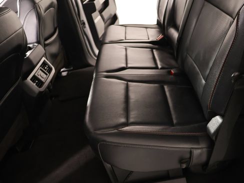 Used 2023 Ford F250 Lariat w/ Lariat Ultimate Package AWD/4WD image 13