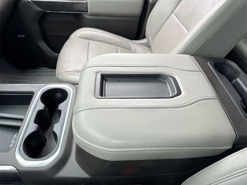 Used 2019 Chevrolet Silverado 1500 LTZ w/ LTZ Convenience Package image 21