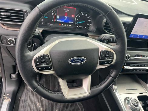 Used 2020 Ford Explorer Limited image 33