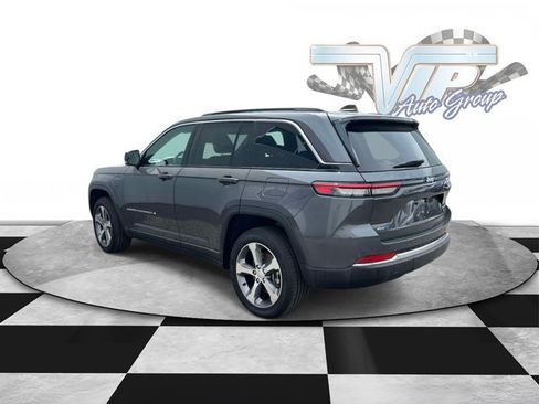 Used 2024 Jeep Grand Cherokee Limited 4xe AWD/4WD image 4