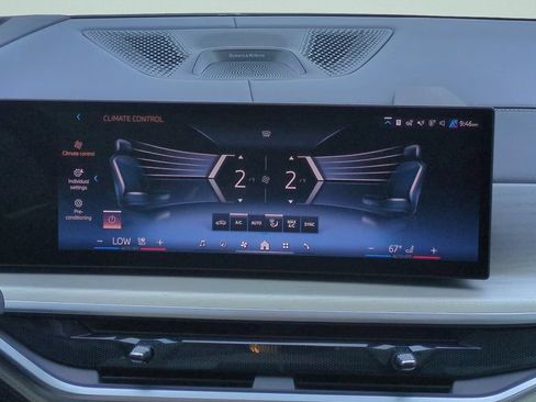 Used 2024 BMW ALPINA XB7 AWD/4WD image 13