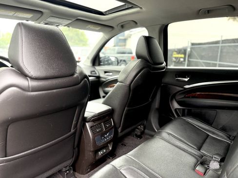 Used 2017 Acura MDX SH-AWD image 15