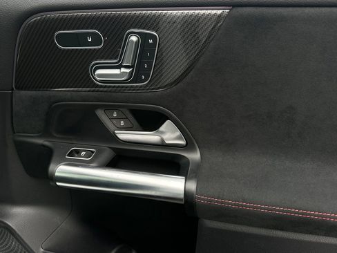 Certified 2022 Mercedes-Benz GLA 250 GLA 250 image 32