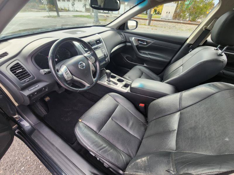 Used 2013 Nissan Altima 2.5 SL FWD image 15