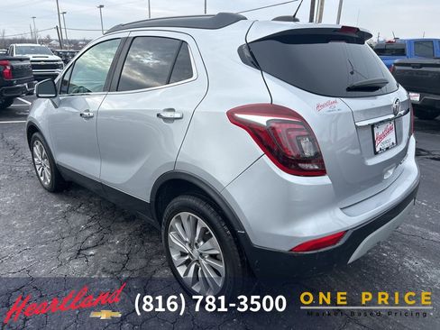 Used 2019 Buick Encore Preferred image 8