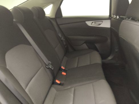 Used 2024 Kia Forte LXS w/ LXS Technology Package FWD image 19