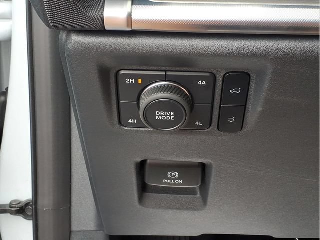 Used 2025 Ford Expedition Platinum AWD/4WD image 15