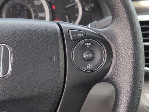 Used 2015 Honda Accord EX image 24