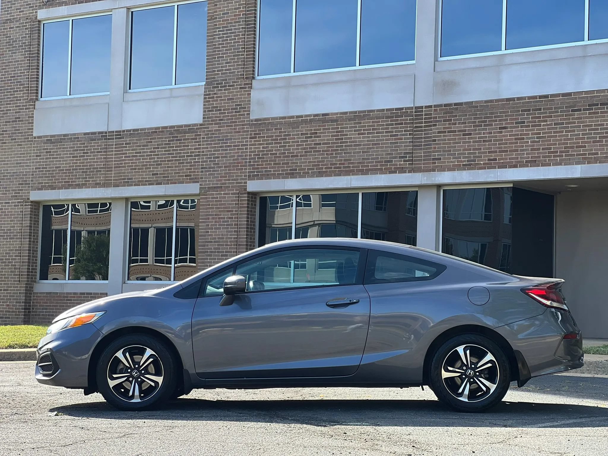 Used 2015 Honda Civic EX image 2