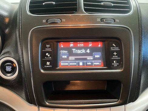 Used 2020 Dodge Journey SE w/ SE Popular Equipment Group image 22