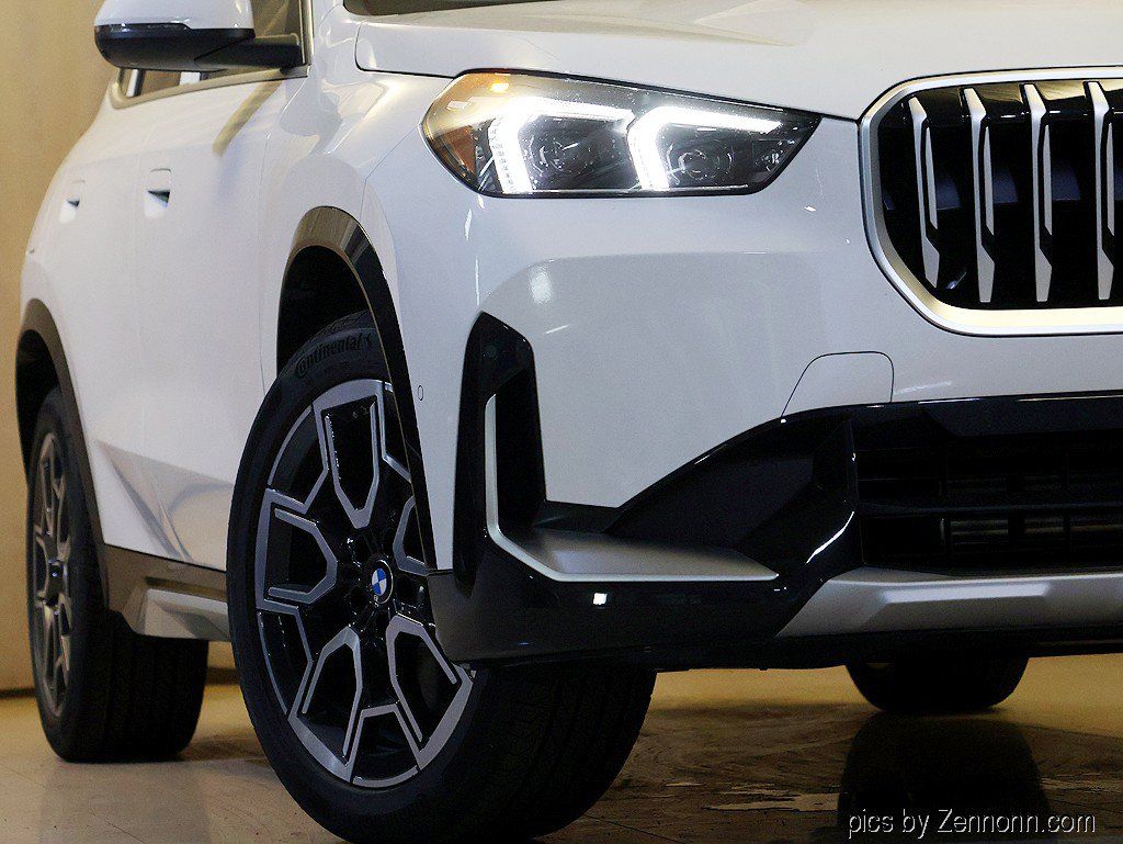 New 2027 BMW X1 xDrive28i AWD/4WD image 4