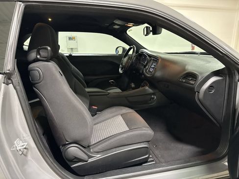 Used 2019 Dodge Challenger SXT w/ Blacktop Package RWD image 21