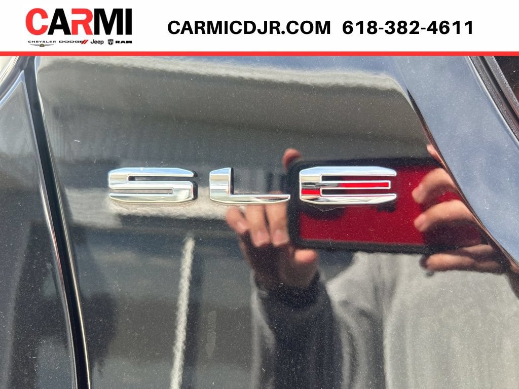 Used 2022 GMC Acadia SLE w/ Driver Convenience Package AWD/4WD image 9