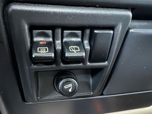 Used 2002 Jeep Wrangler Sahara AWD/4WD image 39