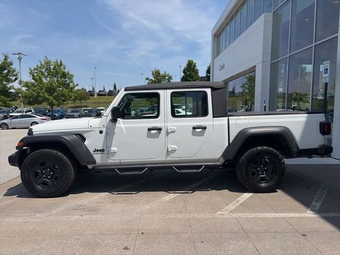 Used 2022 Jeep Gladiator Sport AWD/4WD image 4