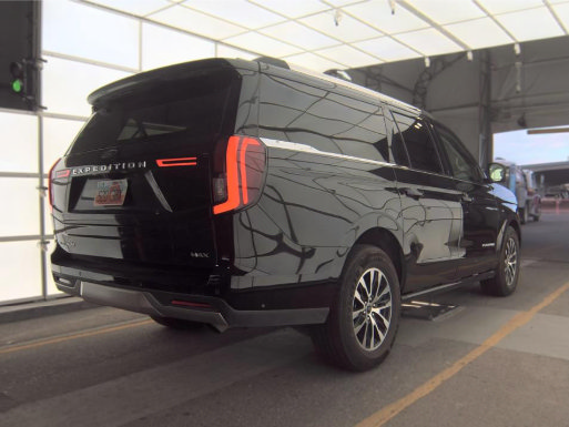 Used 2025 Ford Expedition Max Platinum AWD/4WD image 5