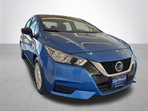 Used 2022 Nissan Versa S FWD image 5