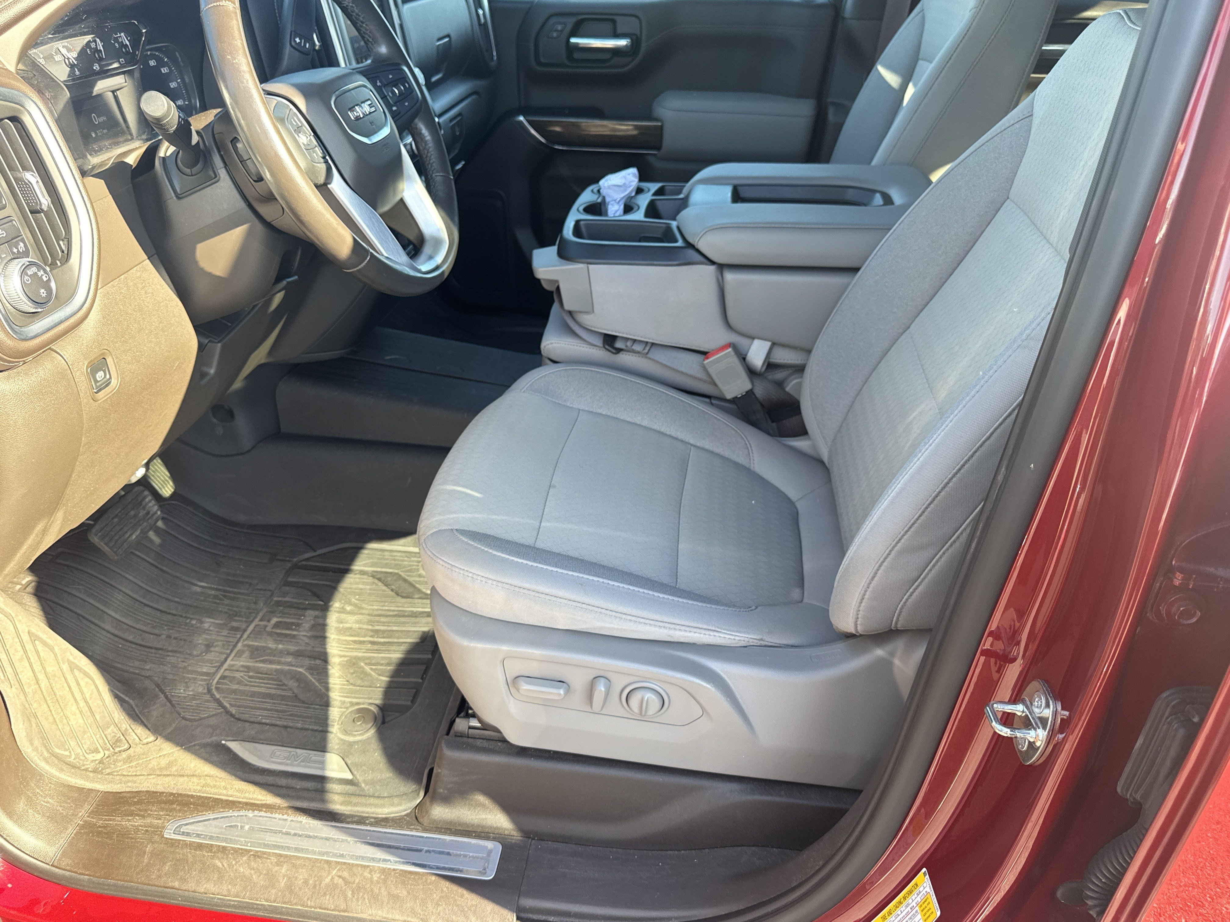 Certified 2020 GMC Sierra 1500 SLE w/ SLE Value Package RWD image 10