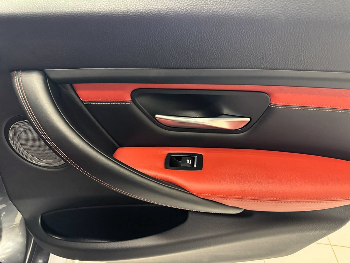 Used 2018 BMW M3 RWD image 51