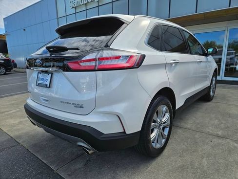 Used 2019 Ford Edge Titanium AWD/4WD image 5