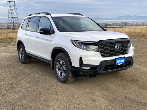 Used 2023 Honda Passport TrailSport image 18