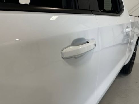 Used 2023 Chevrolet Silverado 1500 RST AWD/4WD image 13