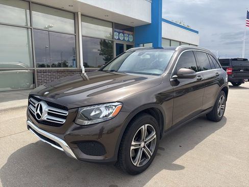 Used 2016 Mercedes-Benz GLC 300 4MATIC image 1