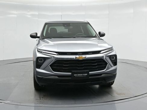 Used 2024 Chevrolet TrailBlazer LS image 55