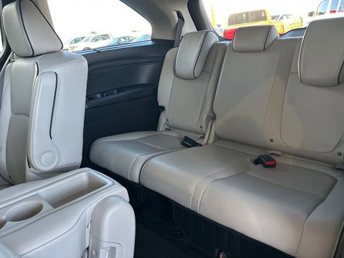 Used 2025 Honda Odyssey Touring image 19