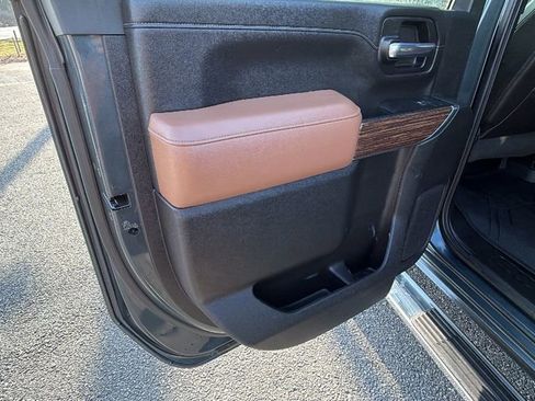 Used 2020 Chevrolet Silverado 3500 High Country w/ Z71 Off-Road Package image 20