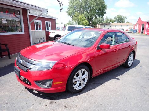 Used 2012 Ford Fusion SE FWD image 3