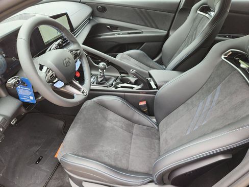 New 2026 Hyundai Elantra N FWD image 9