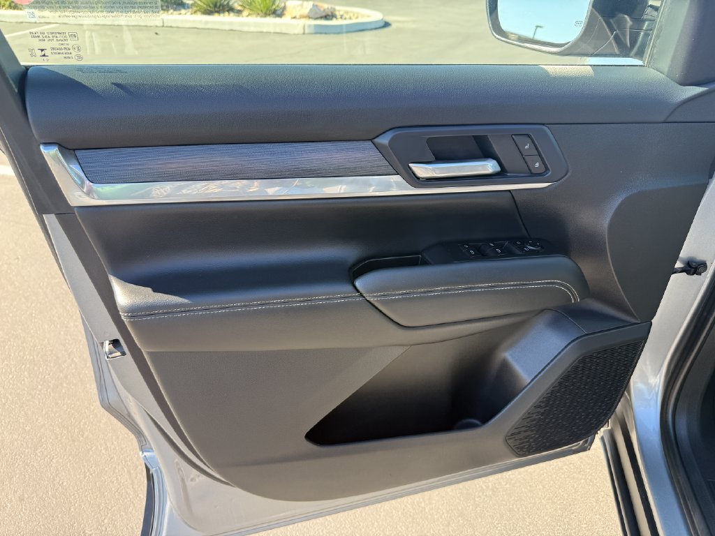 Used 2026 GMC Terrain Elevation FWD image 9