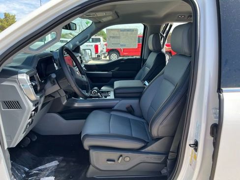 New 2025 Ford F150 Lariat w/ Equipment Group 501A Mid image 13