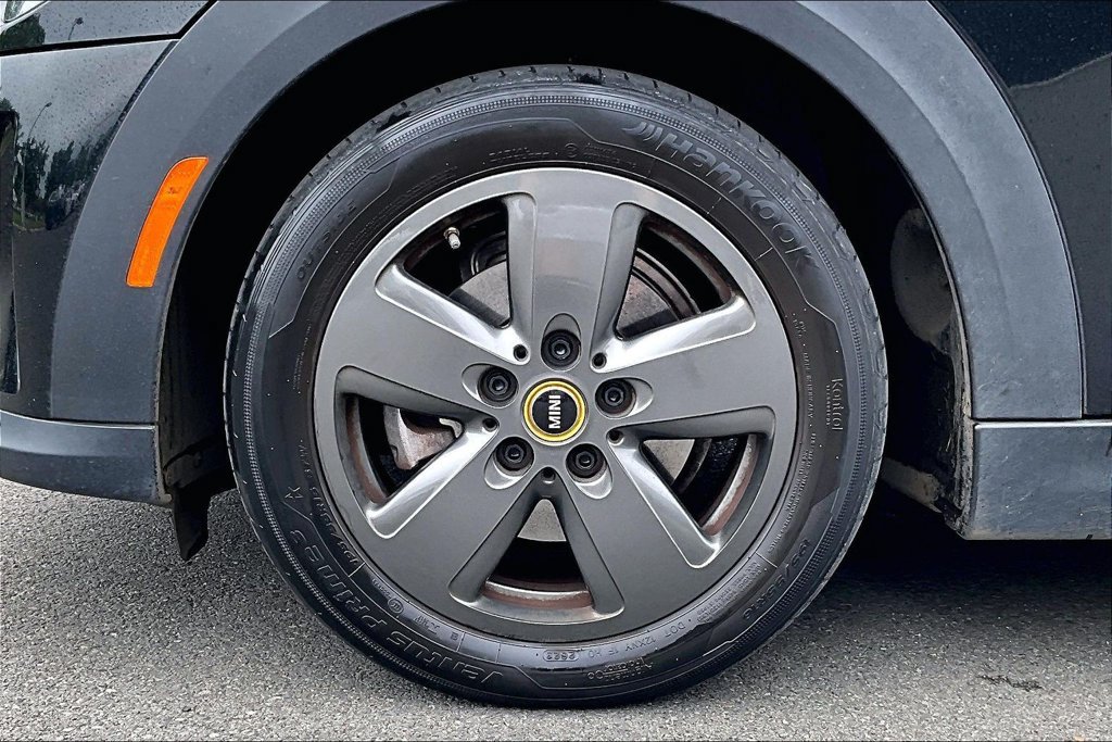 Used 2024 MINI Cooper SE FWD image 9