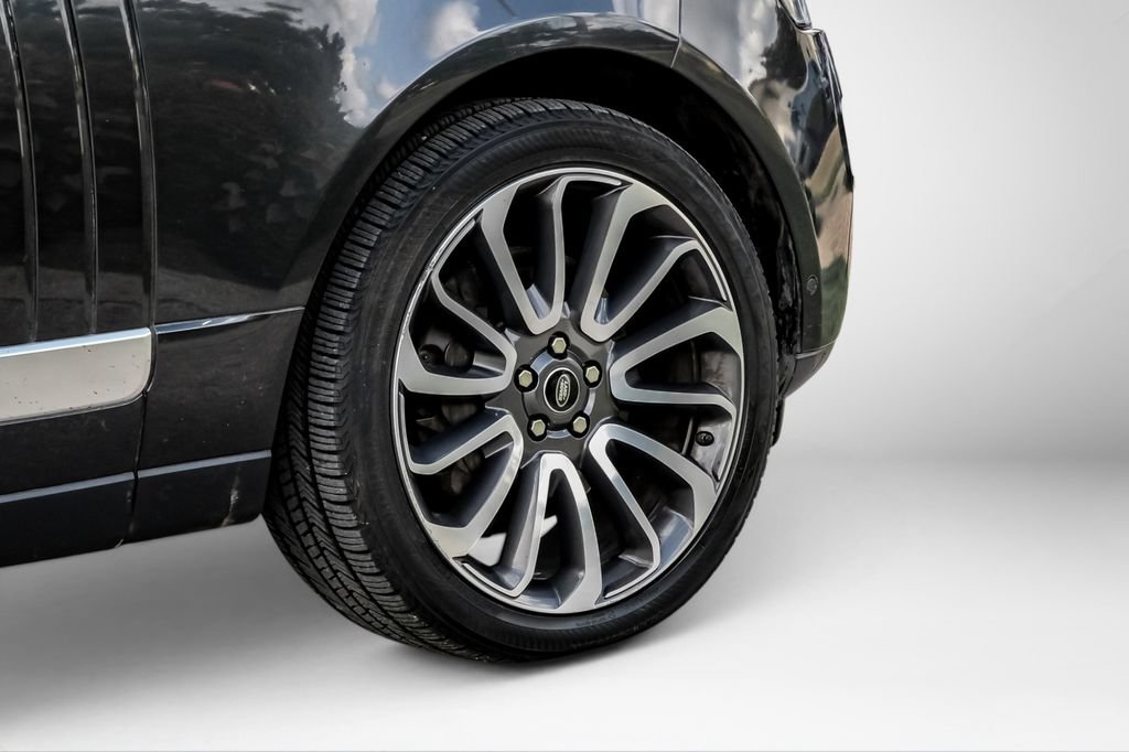 Used 2016 Land Rover Range Rover Supercharged AWD/4WD image 59