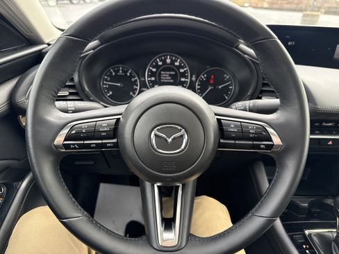 Used 2025 MAZDA MAZDA3 s image 15