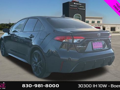 Used 2025 Toyota Corolla SE FWD image 5