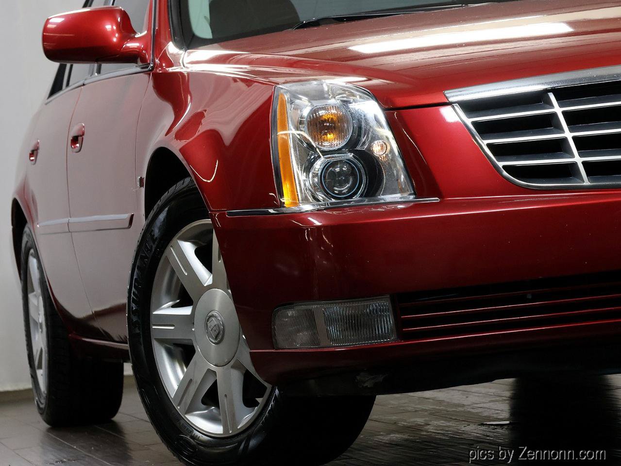Used 2007 Cadillac DTS FWD image 4
