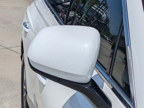 Used 2026 Genesis GV80 2.5T RWD image 8