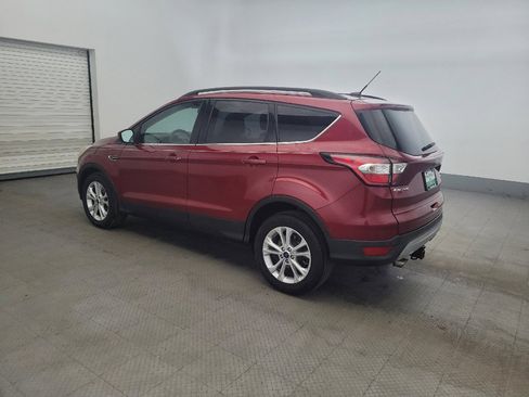 Used 2017 Ford Escape SE w/ Equipment Group 201A image 3