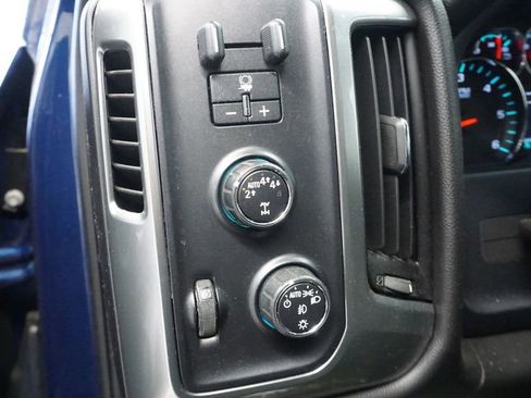 Used 2017 Chevrolet Silverado 1500 LT w/ All Star Edition image 29