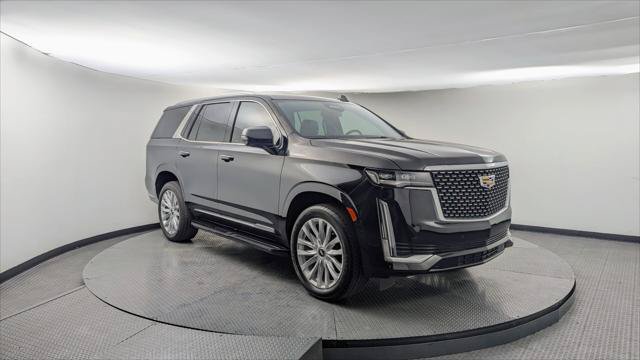 Used 2023 Cadillac Escalade Luxury w/ LPO, Floor Liner Package RWD image 11