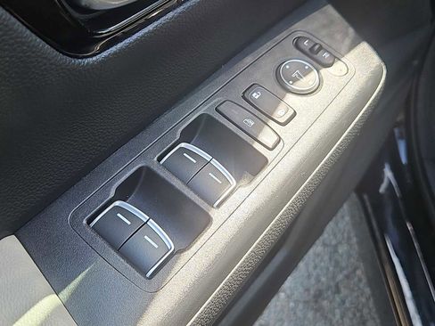 Used 2024 Honda CR-V EX-L image 13