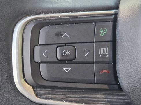 Used 2022 Jeep Wagoneer Series II AWD/4WD image 27
