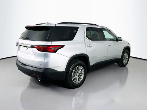 Used 2022 Chevrolet Traverse LT w/ LPO, Cargo Package FWD image 7